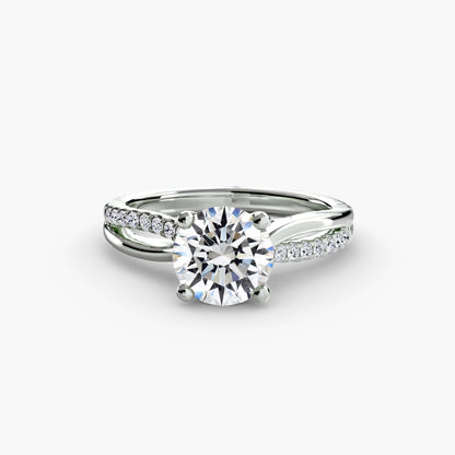 Le Solitaire Pavé Split Shank